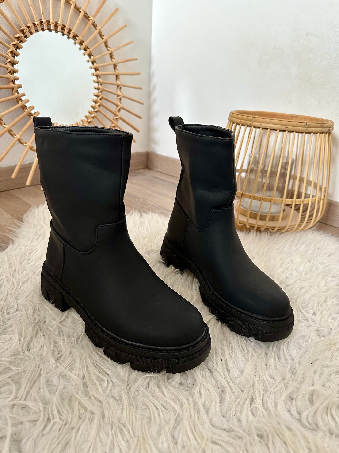 Boots Anaya